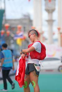 BIB: 100
                            <button type="button" onclick="openModal(21762654)" class="btn btn-primary btn-sm float-right btn-popup" data-toggle="modal" data-target=".modal-high-quality">
                        <i class="fas fa-shopping-cart"></i> Add to Cart
                    </button>
                                            <button type="button" onclick="isThisMe(21762654, true)" class="btn btn-success btn-sm float-right btn-popup btn-isme hidden" data-toggle="tooltip" data-placement="bottom" title="นี่คือรูปของคุณใช่ไหม คลิกที่นี่เพื่อเอาเข้าอัลบั้ม">
                        <i class="fas fa-plus"></i> Add to album
                    </button>
                    <button type="button" onclick="isThisMe(21762654, false)" class="btn btn-warning btn-sm float-right btn-popup btn-isnotme hidden">
                        <i class="fas fa-ban"></i> Remove from album
                    </button>